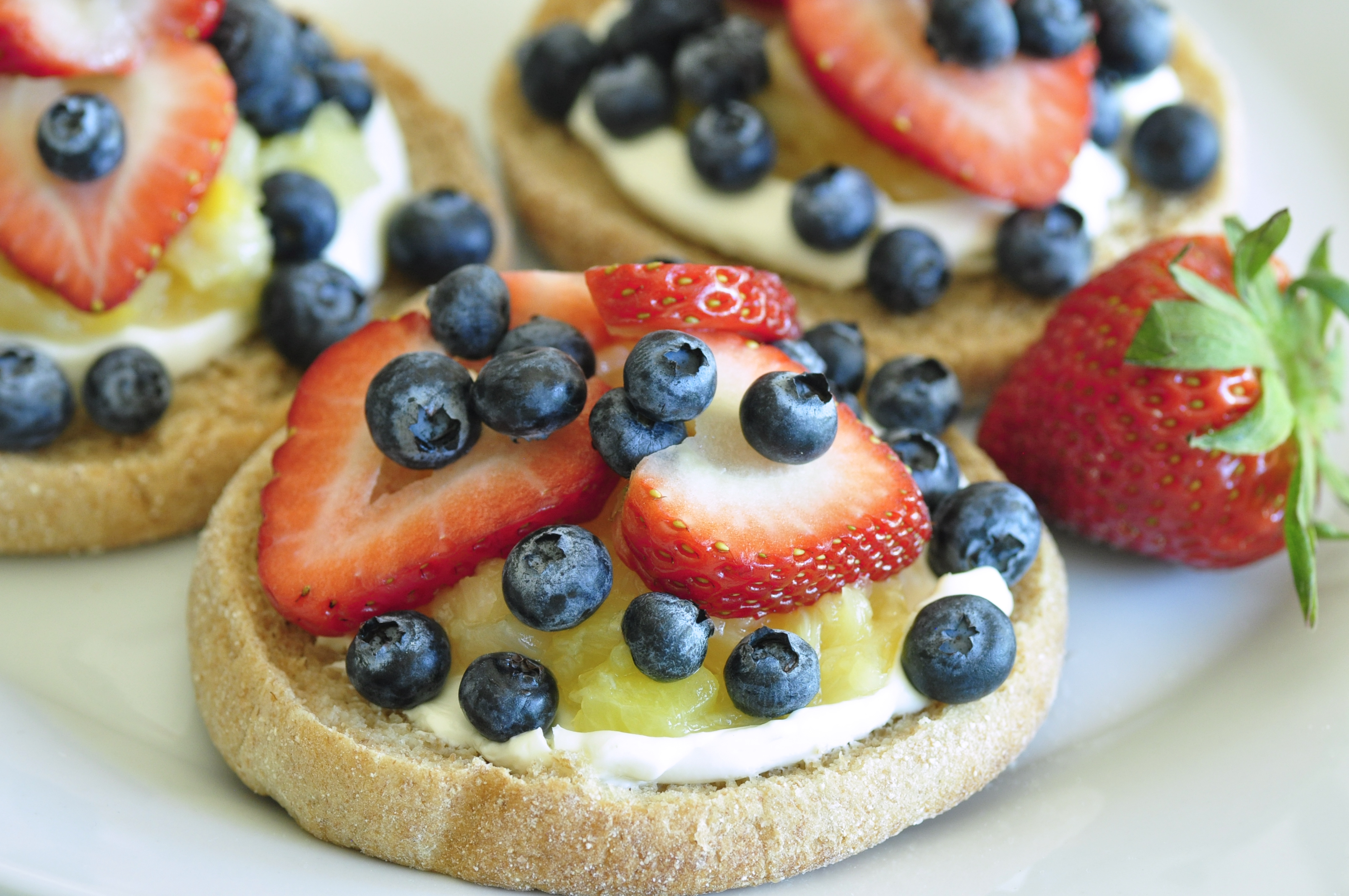 Fruit Pizza Recipe served on plate